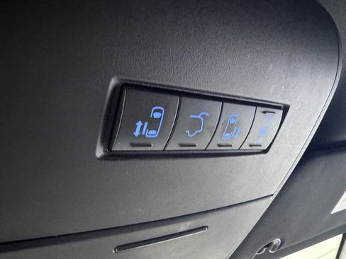 Used 2020 Dodge Grand Caravan GT image 27