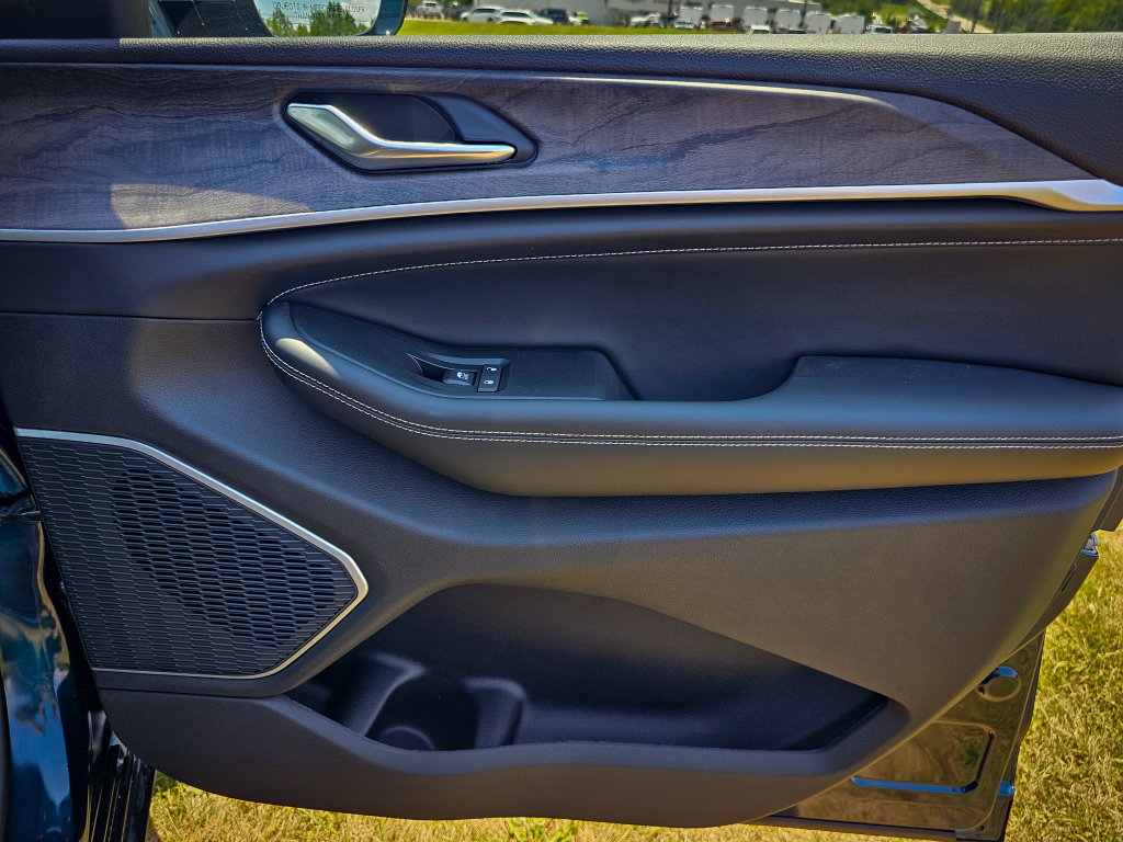 New 2026 Jeep Grand Cherokee Limited AWD/4WD image 41