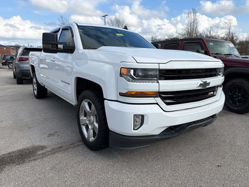 Used 2017 Chevrolet Silverado 1500 LT w/ All Star Edition AWD/4WD image 3