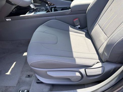 New 2026 Hyundai Elantra SEL Sport Premium FWD image 14