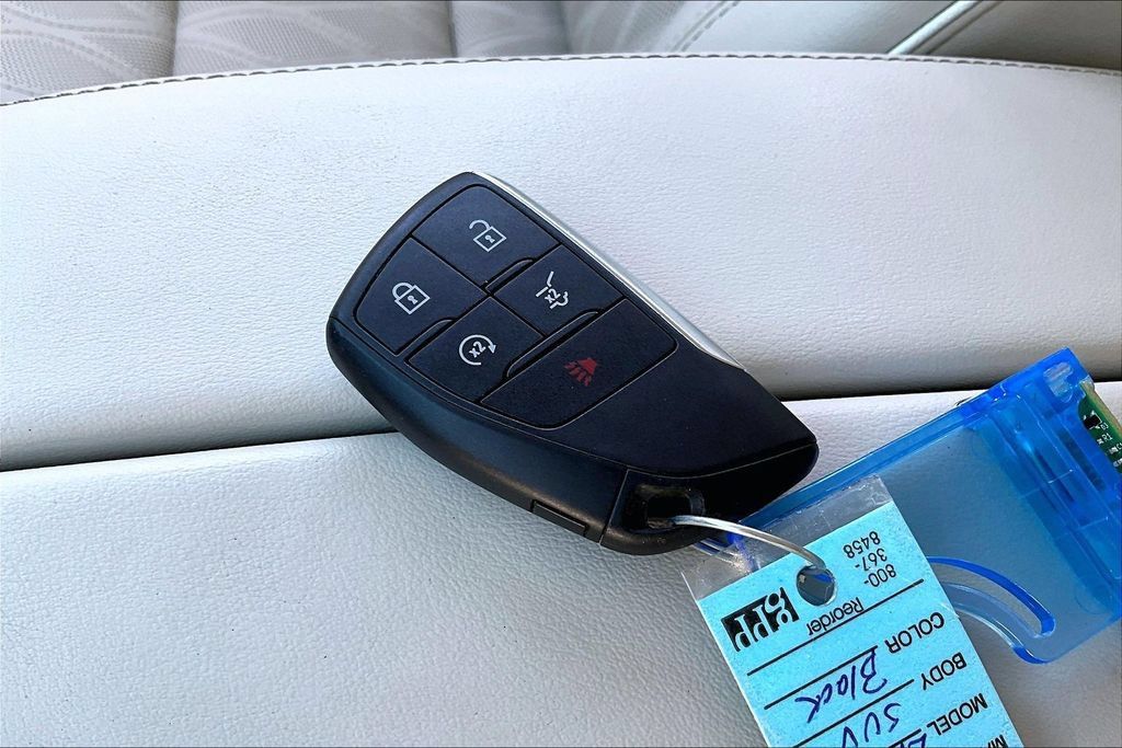 Used 2023 Buick Envision Avenir FWD image 36