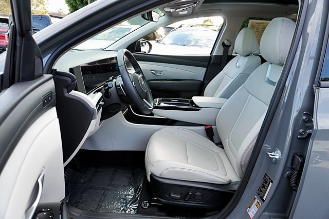 Certified 2026 Hyundai Tucson Limited FWD image 22