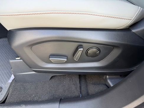 Used 2026 Ford Explorer Active w/ Active Comfort Package AWD/4WD image 25