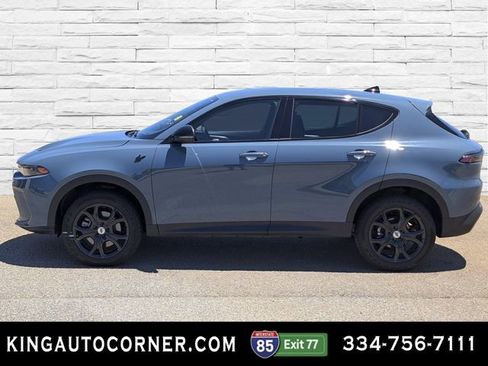Used 2024 Dodge Hornet GT w/ GT Blacktop Package AWD/4WD image 8