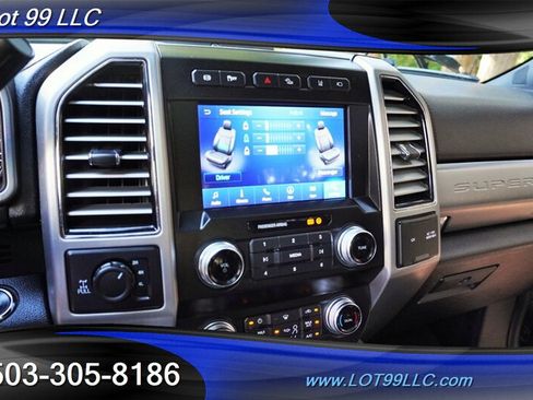 Used 2021 Ford F350 Platinum w/ Tremor Off-Road Package AWD/4WD image 26