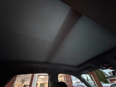 Used 2018 Audi Q5 2.0T Premium Plus w/ Premium Plus Package image 25