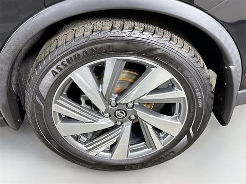 Certified 2020 Nissan Murano SL w/ Moonroof Package image 37