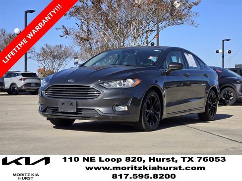 Used 2020 Ford Fusion SE w/ Equipment Group 151A image 2