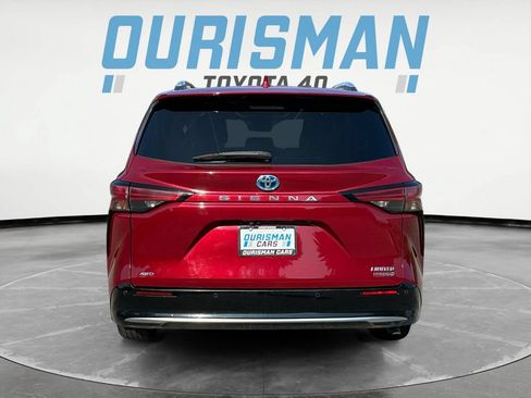 Used 2021 Toyota Sienna Limited AWD/4WD image 6