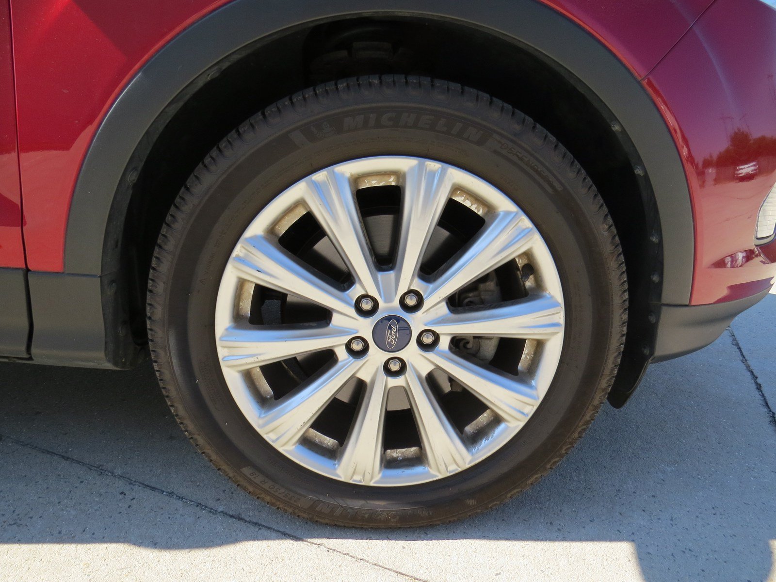 Used 2017 Ford Escape Titanium AWD/4WD image 9