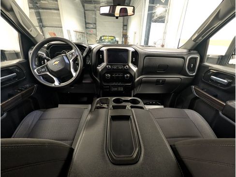 Used 2021 Chevrolet Silverado 2500 LT AWD/4WD image 10