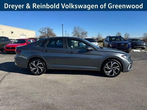 New 2026 Volkswagen Jetta SEL image 8