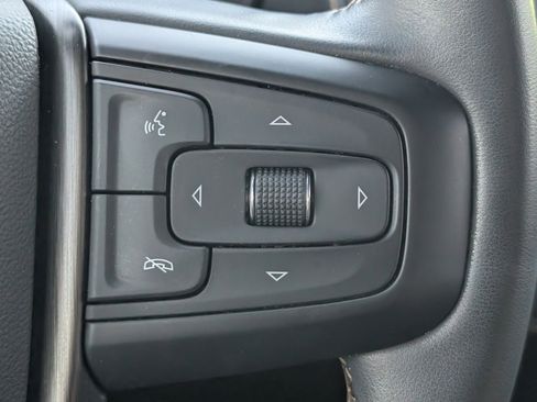 Used 2023 GMC Yukon AT4 w/ AT4 Premium Package image 25