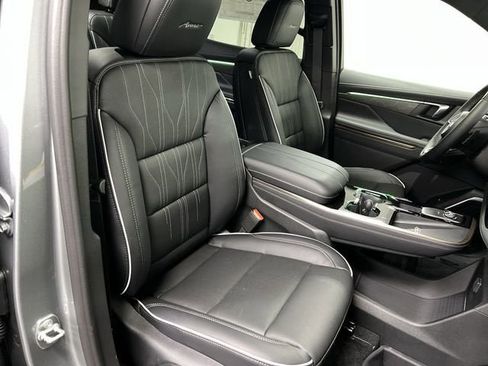 New 2026 Buick Enclave Avenir w/ Super Cruise Package image 28