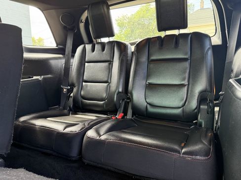 Used 2018 Ford Explorer Sport AWD/4WD image 9