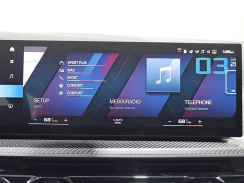 Used 2023 BMW XM AWD/4WD image 16