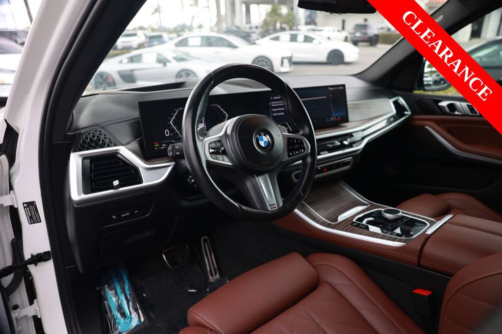 Used 2024 BMW X5 sDrive40i w/ M Sport Package RWD image 17
