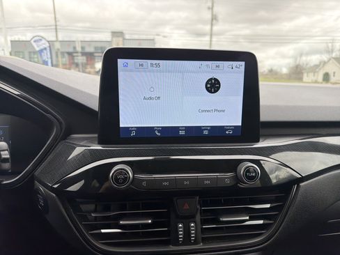 Used 2025 Ford Escape ST-Line image 23