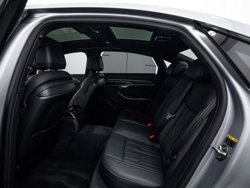 Certified 2025 Audi A8 L 3.0T AWD/4WD image 19