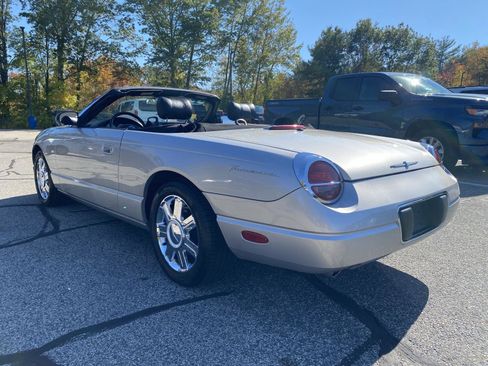 Used 2005 Ford Thunderbird Deluxe image 7