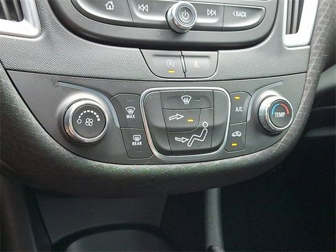 Used 2024 Chevrolet Malibu RS image 15