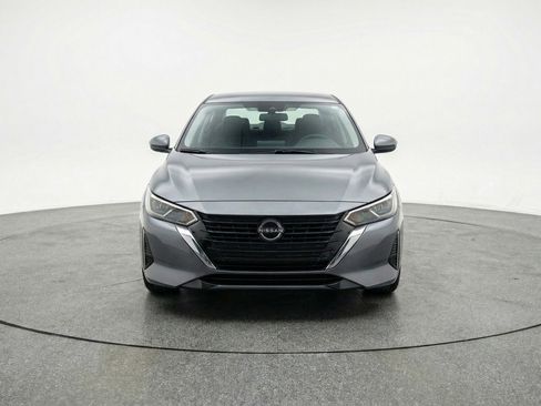 Used 2025 Nissan Sentra S image 2