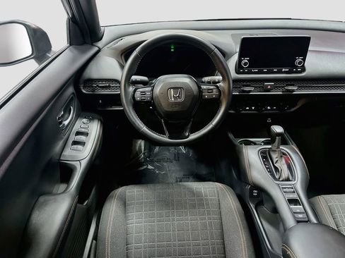 Used 2025 Honda HR-V Sport image 21