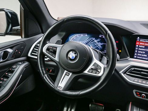 Certified 2022 BMW X5 xDrive40i w/ M Sport Package AWD/4WD image 16