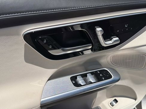 Certified 2023 Mercedes-Benz GLC 300 image 15