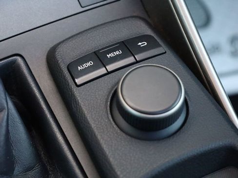 Used 2016 Lexus IS 200t 4dr Sedan image 39