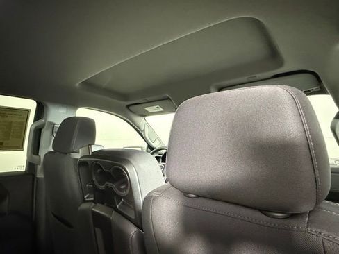 Used 2024 GMC Sierra 1500 Elevation image 28