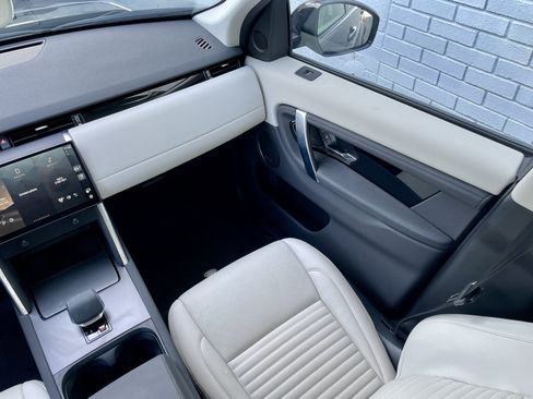 Certified 2025 Land Rover Discovery Sport S AWD/4WD image 18