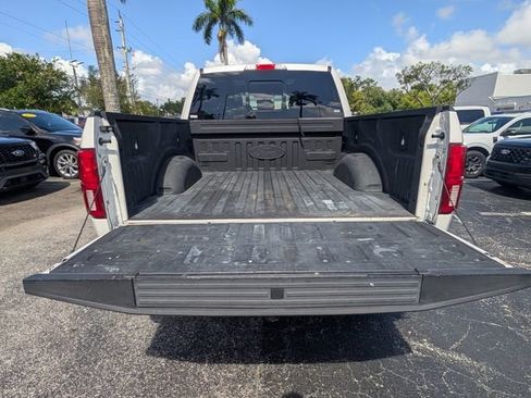 Used 2018 Ford F150 King Ranch w/ Equipment Group 601A Luxury AWD/4WD image 15