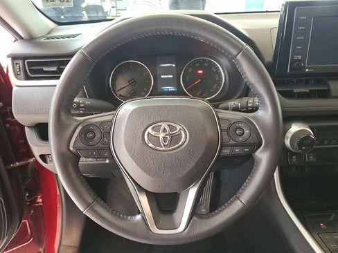 Certified 2022 Toyota RAV4 XLE image 19
