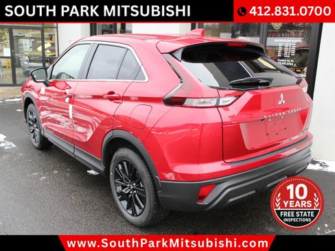 Used 2026 Mitsubishi Eclipse Cross LE image 4