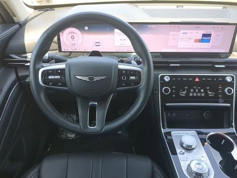 Used 2025 Genesis GV80 2.5T Standard AWD/4WD image 15