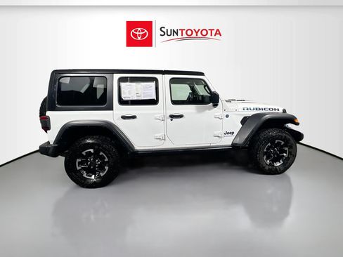 Used 2024 Jeep Wrangler Unlimited Rubicon 4xe AWD/4WD image 2