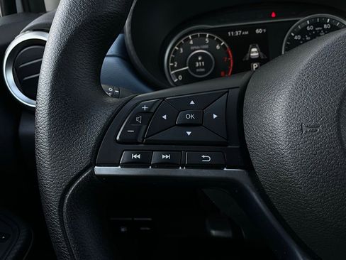 Used 2025 Nissan Versa SV image 29