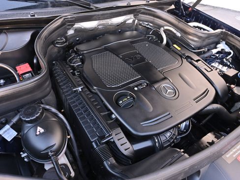 Used 2015 Mercedes-Benz GLK 350 2WD image 37