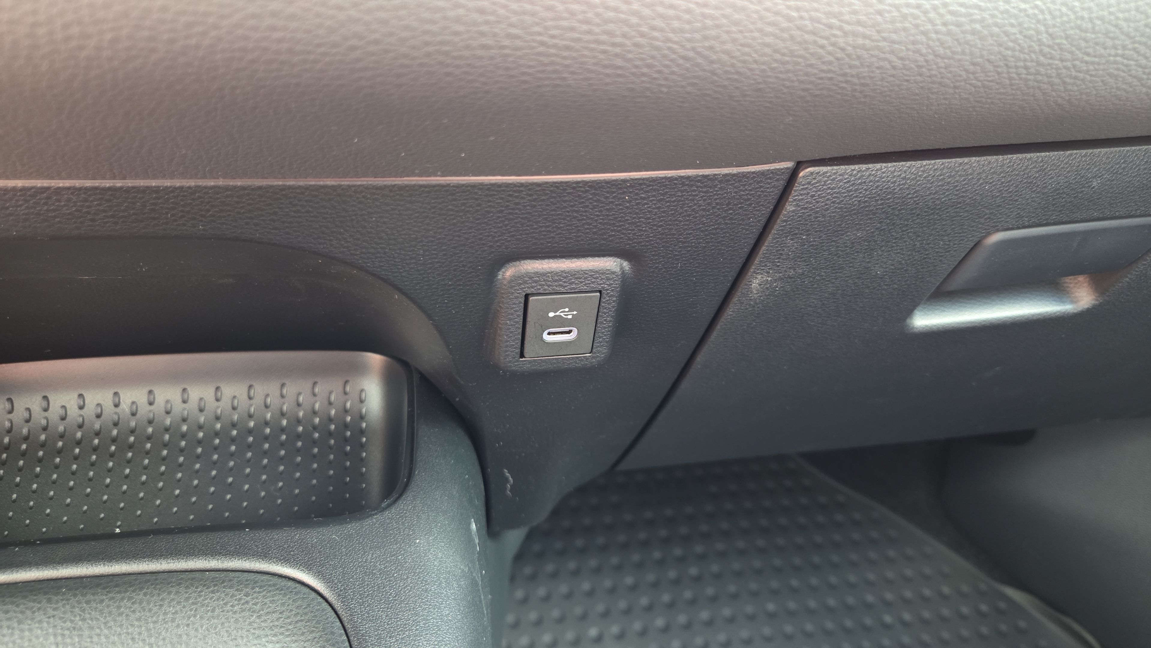 Certified 2026 Toyota Corolla SE FWD image 21