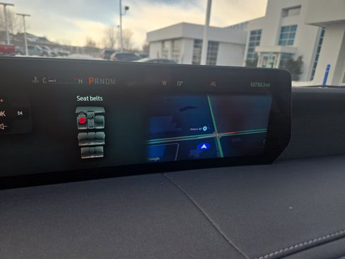 Used 2025 Ford Expedition Platinum image 31