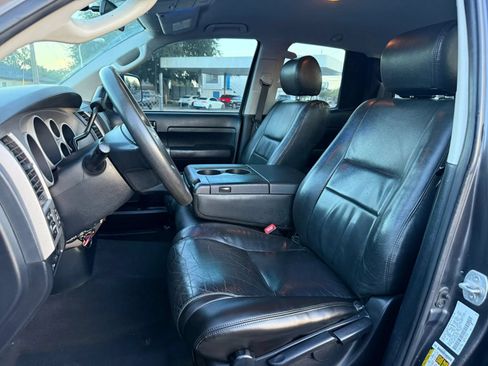 Used 2013 Toyota Tundra 4x4 Double Cab image 10