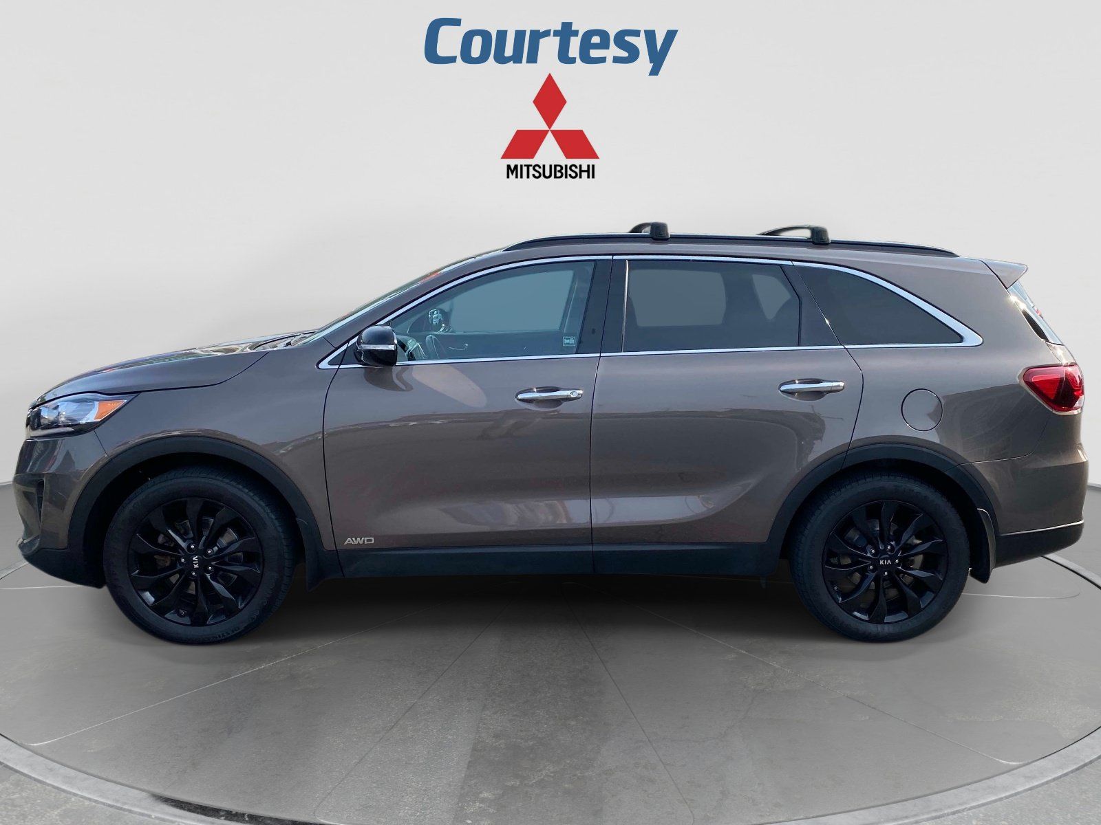 Used 2019 Kia Sorento S AWD/4WD image 2