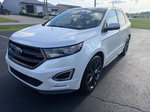 Used 2015 Ford Edge Sport w/ Equipment Group 401A AWD/4WD image 12