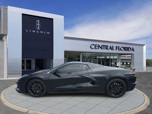 Used 2024 Chevrolet Corvette Stingray Premium Conv w/ Z51 Performance Package image 6