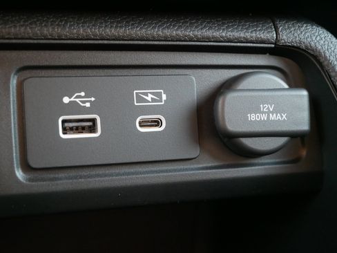 New 2025 Honda Pilot Sport image 25