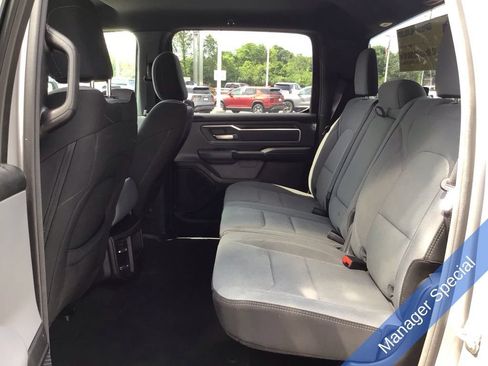 Used 2022 RAM 1500 Big Horn AWD/4WD image 33