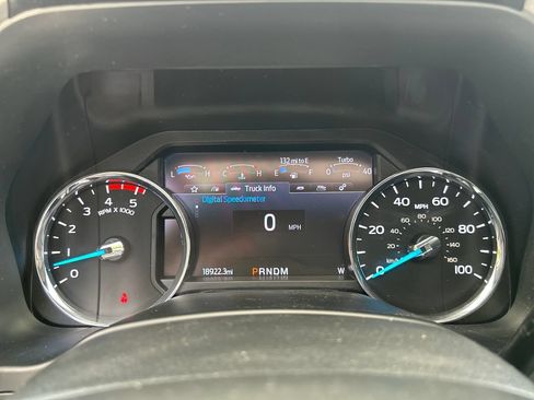 Used 2021 Ford F350 Lariat w/ Lariat Ultimate Package AWD/4WD image 18