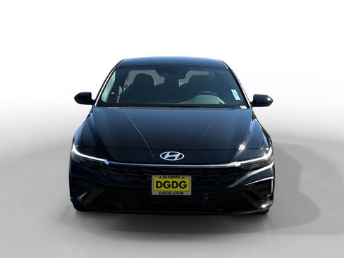 New 2026 Hyundai Elantra Blue image 8