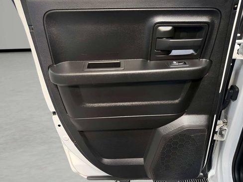 Used 2019 RAM 1500 Express w/ Wheel & Sound Group AWD/4WD image 17